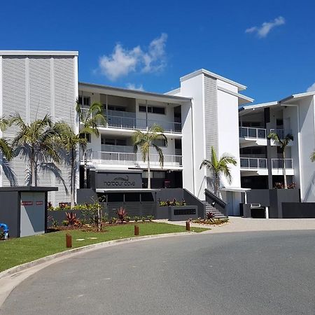 Harbour Cove Hotel Airlie Beach Exterior photo